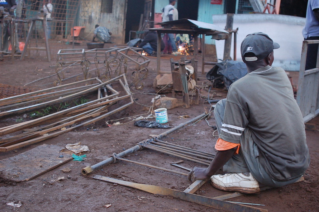 The work comes back; the wages are due on Friday either way — Photo: whiteafrican (CC BY 2.0)